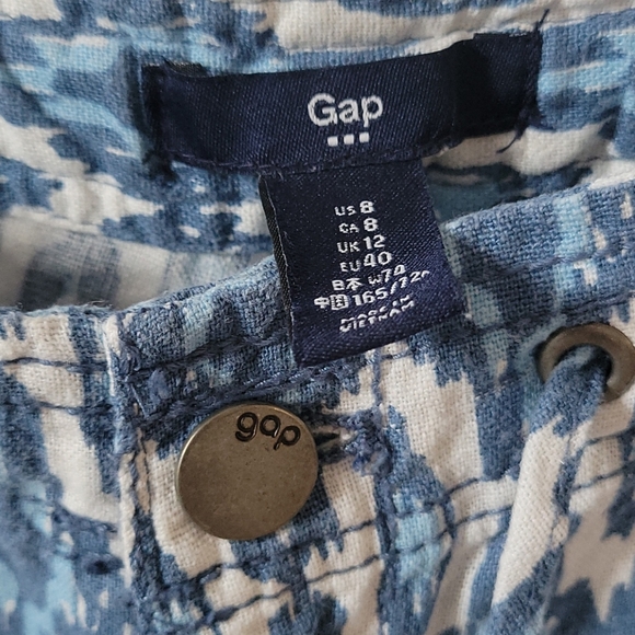 Gap short - Picture 11 of 14